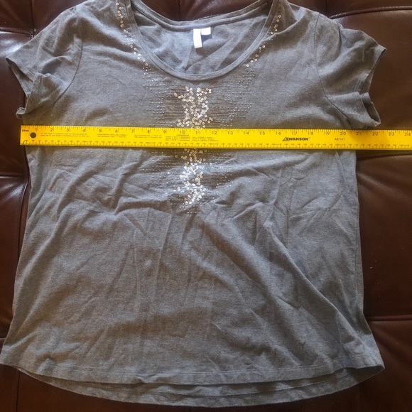 Sparkle Tshirt.  Everyone deserves to sparkle! SZ- xL  Grey top. New. Never worn - Picture 12 of 12
